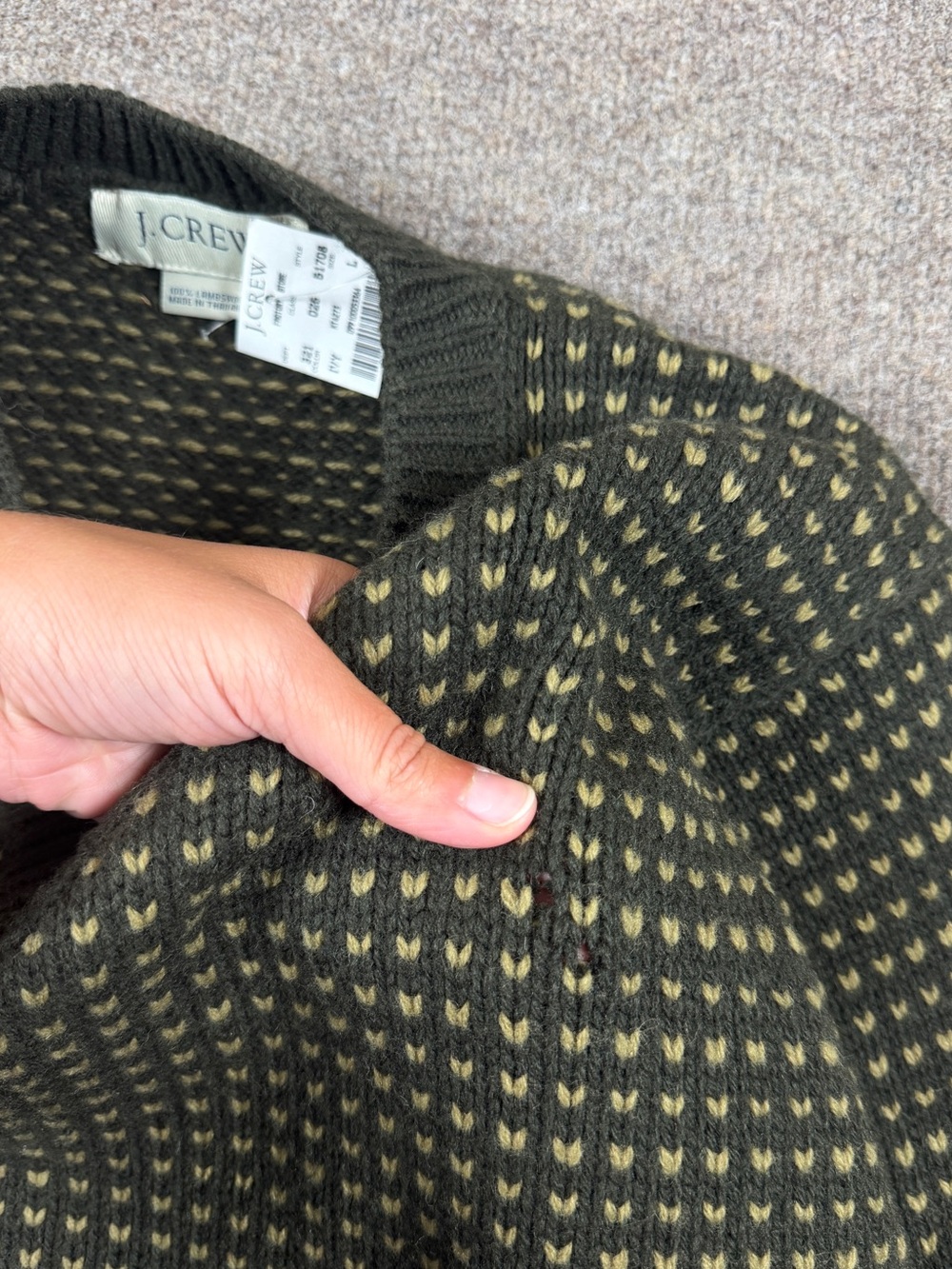 J Crew Green Birdseye Pattern V-Neck Knit Wool Pullover Sweater Men’s Large NWT - Picture 3 of 7